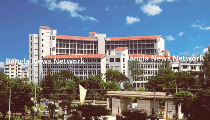 ছুটি শেষে যোগদান না করায় ১৬ শিক্ষক চাকরিচ্যুত