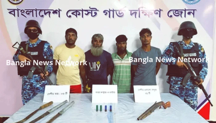 ভোলায় ডাকাতির প্রস্তুতিকালে অস্ত্র-গুলিসহ আটক ৪