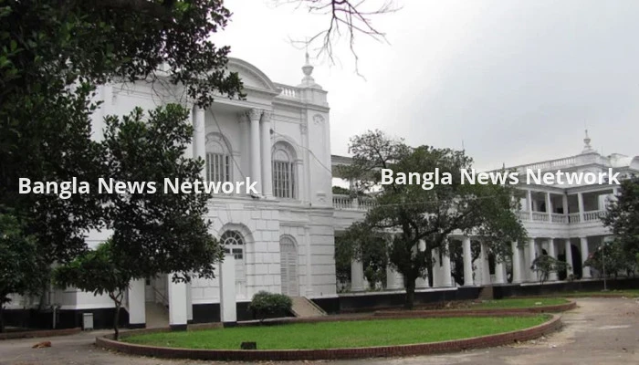 আ. লীগের সাবেক মন্ত্রীসহ ১৬ জনকে ট্রাইব্যুনালে হাজির করা হবে আজ