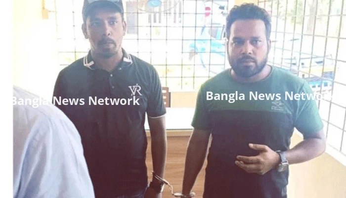 ভিডিও করায় দুই সাংবাদিককে হাতকড়া পরিয়ে থানায় পাঠালেন এসিল্যান্ড