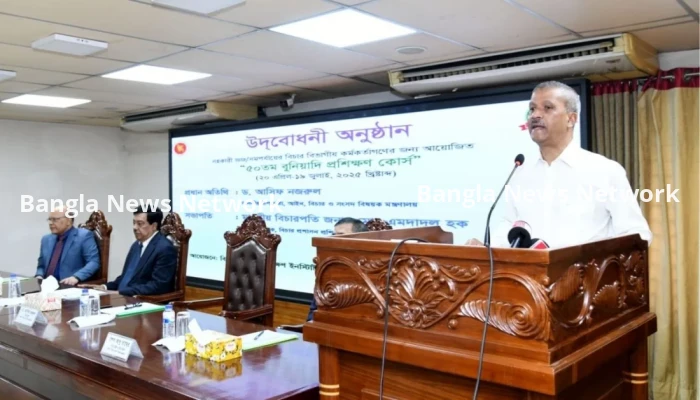শিক্ষার্থী ফাইয়াজের মামলার তদন্ত দ্রুত শেষ করার অনুরোধ আইন উপদেষ্টার