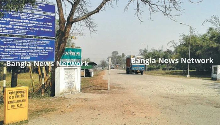 ৬ দিন পর বাংলাবান্ধা স্থলবন্দর দিয়ে আমদানি-রপ্তানি শুরু