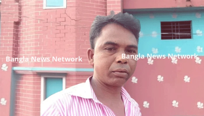 নওগাঁয় পারিবারিক বিরোধের জেরে বড় ভাইকে কুপিয়ে হত্যার অভিযোগ