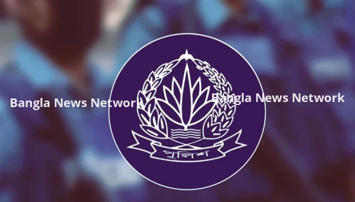 আদালত চলাকালে দুই পুলিশ সদস্যের বিরুদ্ধে ঘুষ নেওয়ার অভিযোগ