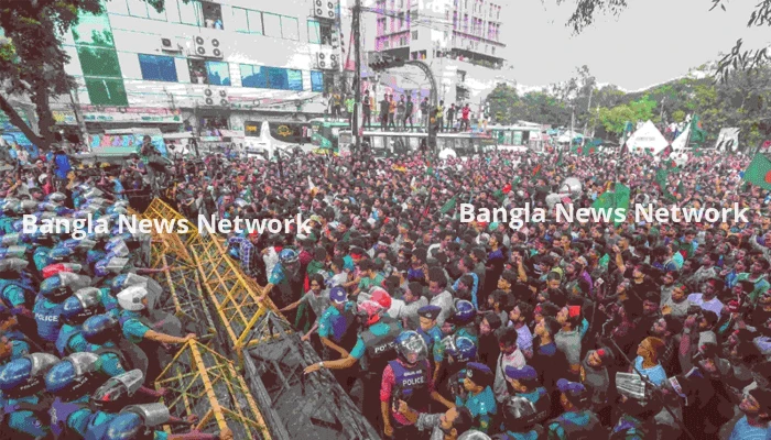 ‘মার্চ টু ঢাকা’ কর্মসূচি ঘোষণা, হাসিনার পতনের ইঙ্গিত