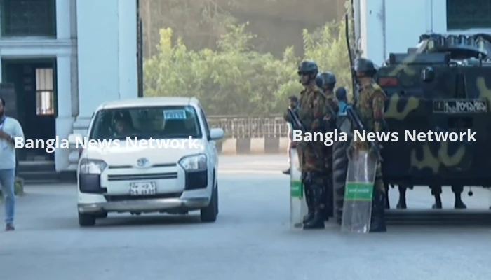 শেখ হাসিনার মামলার রায় ঘিরে ট্রাইব্যুনাল এলাকায় সেনা-বিজিবি মোতায়েন