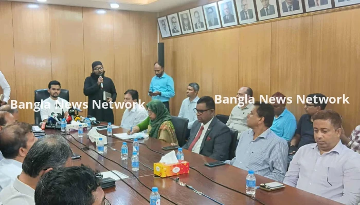 কোরআন তেলাওয়াত দিয়ে আসিফ মাহমুদের সভা শুরু হলো
