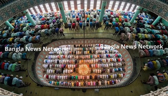 দেশের সব মসজিদে একই সময়ে জুমার নামাজ আদায়ের নির্দেশনা