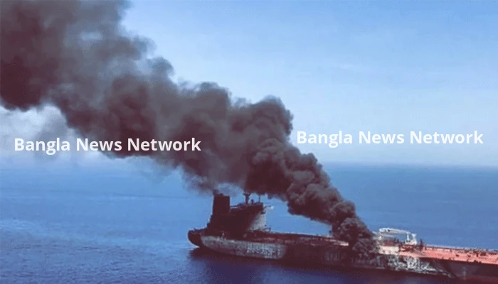 সৌদি আরবের লোহিত সাগরে ইয়ানবু বন্দরের কাছে তেলবাহী জাহাজে হামলা