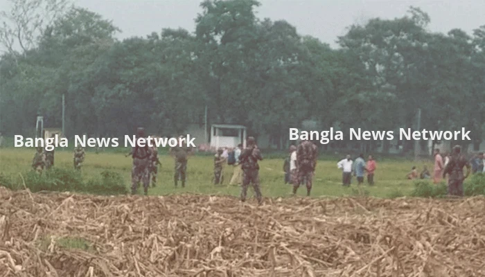 শূন্যরেখার কাছে বেড়া নির্মাণের চেষ্টা, বিজিবির বাধায় পিছু হটলো বিএসএফ