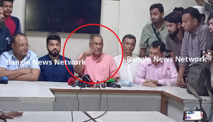 বাইডেনের কথিত উপদেষ্টার বিরুদ্ধে মামলা