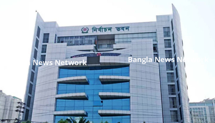 ঘনিয়ে আসছে নির্বাচনের সময়, তবুও বিএনপির অপেক্ষায় ইসি