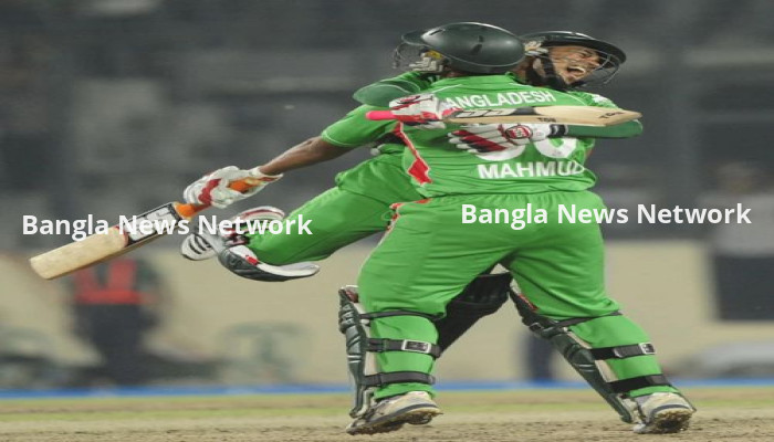 মাহমুদউল্লাহকে মুশফিকের অভিনন্দন