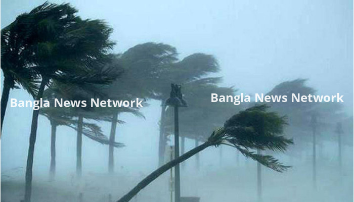 দুপুরের মধ্যে ঢাকাসহ দেশের ১৮ জেলায় ঝড়ের পূর্বাভাস