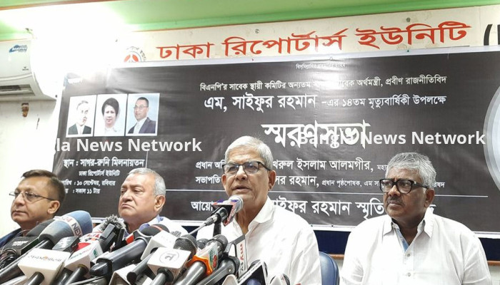 এই সেলফি সরকারকে রক্ষা করতে পারবে না: ফখরুল