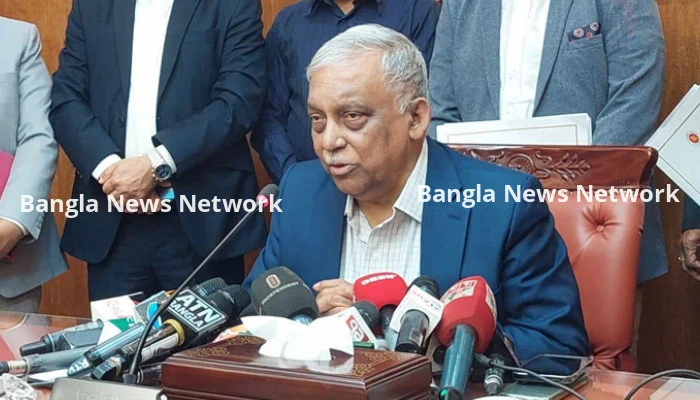 বিএনপি রাজনৈতিকভাবে বিরোধীদল হিসেবে গণ্য হতে পারে না : স্বরাষ্ট্রমন্ত্রী