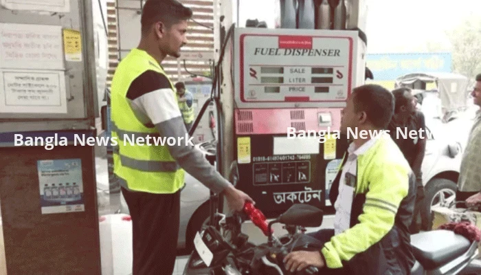 পেট্রোল পাম্পে জ্বালানি তেলের সরবরাহ বাড়াল বিপিসি