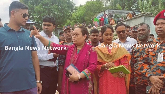 পদ্মায় বাসডুবি: তদন্ত কমিটির ফেরীঘাট পরিদর্শন