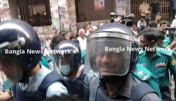 ছাত্রলীগ জেগে উঠবে, আদালত প্রাঙ্গনে সৈকত