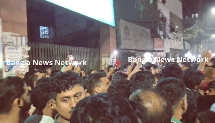 হাতিরঝিলে নির্মাণাধীন ভবনে শিশুর লাশ, থানা ঘেরাওয়ের পর মামলা নিলো পুলিশ