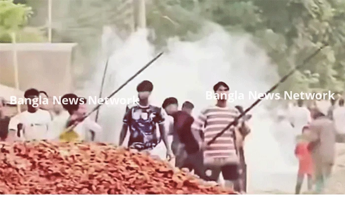 ব্রাহ্মণবাড়িয়ায় সংঘর্ষে নিহত যুবকের দাফন করেই ফের সংঘর্ষ