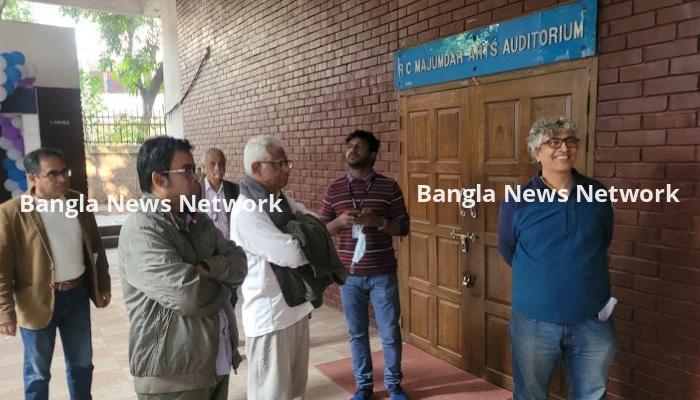 শিক্ষাক্রম নিয়ে আলোচনাসভার ভেন্যু বাতিলের অভিযোগ