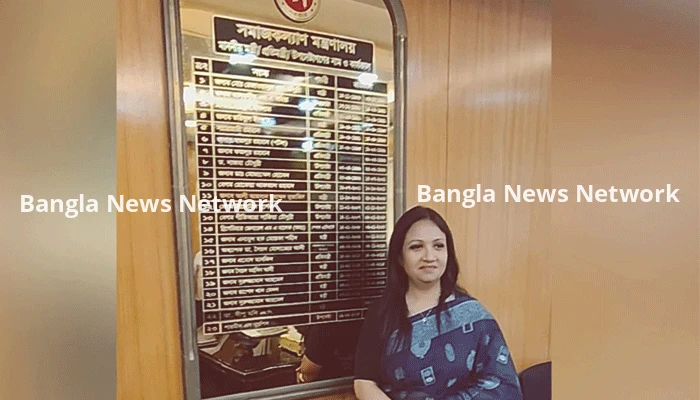 ৩৩ বছর পর বাবার অফিসে কন্যা: প্রতিমন্ত্রী ফারজানা শারমিনের আবেগঘন পোস্ট