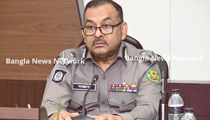 দায়িত্ব থেকে অব্যাহতি চাইলেন ডিএমপি কমিশনার