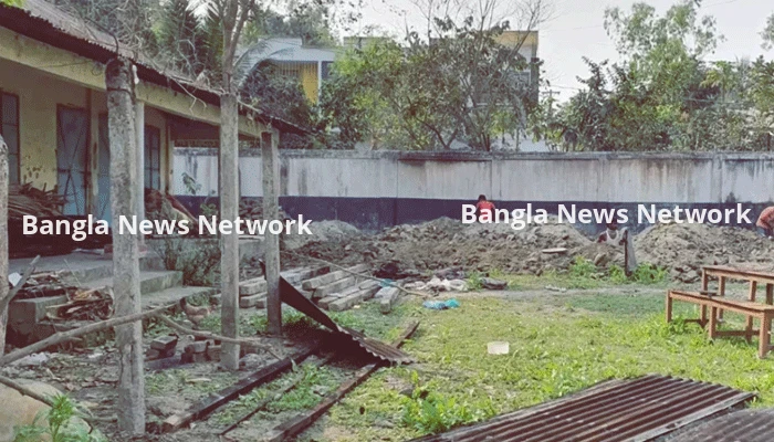 ছাত্রাবাসের টিন কেলেঙ্কারি: কলেজ ছাত্রদল সভাপতি-সম্পাদককে অব্যাহতি