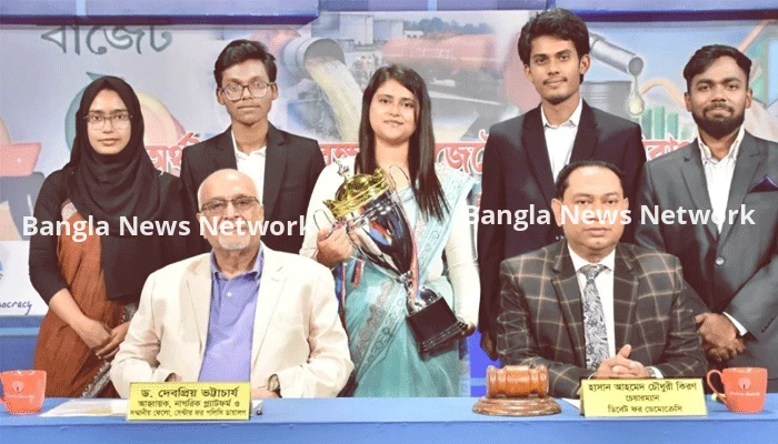 পতিত সরকারের জ্বালানি নীতি ছিল বিতর্কিত: দেবপ্রিয় ভট্টাচার্য