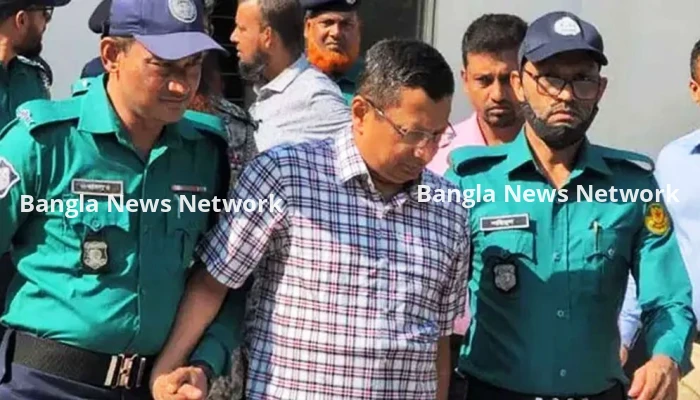 ট্রাইব্যুনালে হাজির করা হলো সাবেক আইজিপি মামুনকে