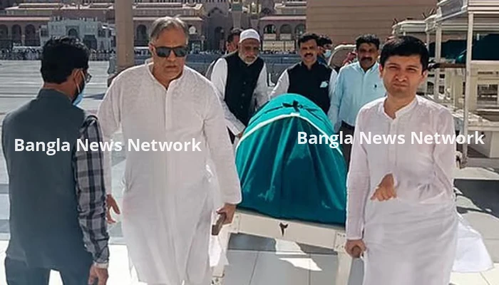 বাস দুর্ঘটনায় নিহত ভারতীয় ওমরাহ যাত্রীদের জানাজা মদিনায় অনুষ্ঠিত