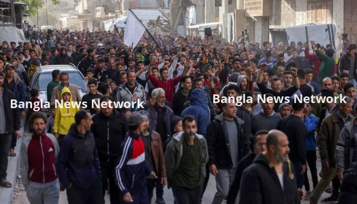হামাসের বিরুদ্ধে হঠাৎ গাজাবাসীর নজিরবিহীন বিক্ষোভ
