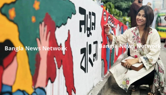 ছাত্রদের সঙ্গে গ্রাফিতি অঙ্কন পারসা ইভানার