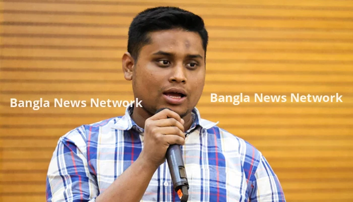 শিক্ষকদের দাবির পক্ষে হাসনাতের ফেসবুক পোস্ট