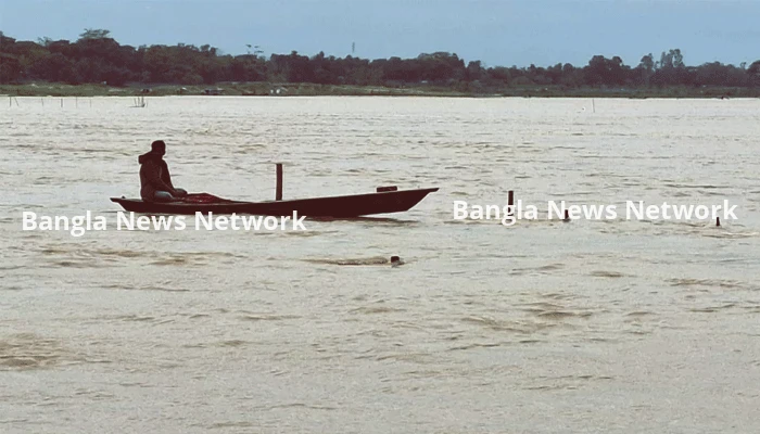 ভারী বৃষ্টিতে নিম্নাঞ্চল প্লাবিত: চার নদীর পানি বিপৎসীমার ওপরে, বন্যার শঙ্কা ৫ জেলায়