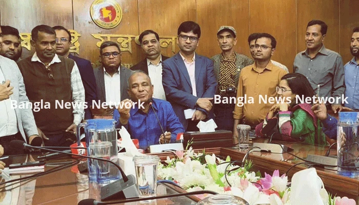 দায়িত্ব শেষে দেশেই থাকার ঘোষণা স্বরাষ্ট্র উপদেষ্টার