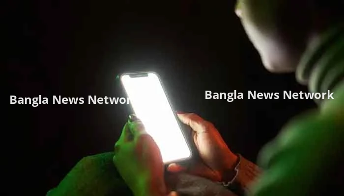 সোশ্যাল মিডিয়ায় কীভাবে ক্ষতি করছে আপনার মস্তিষ্ককে ?