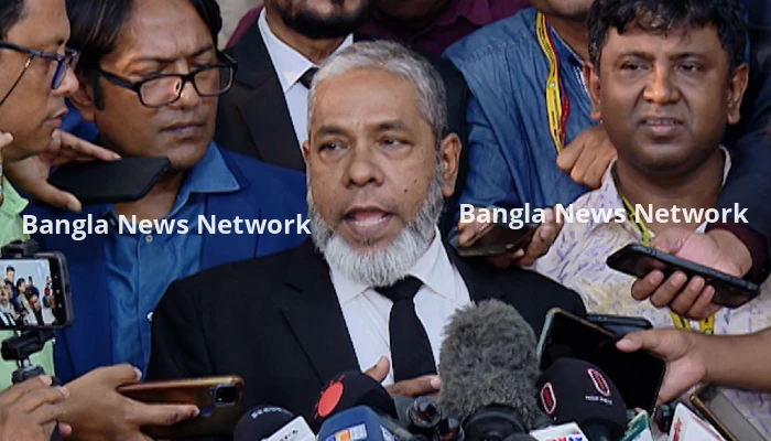 আমি ক্ষুব্ধ, আমি কষ্ট পাচ্ছি: শেখ হাসিনার আইনজীবী
