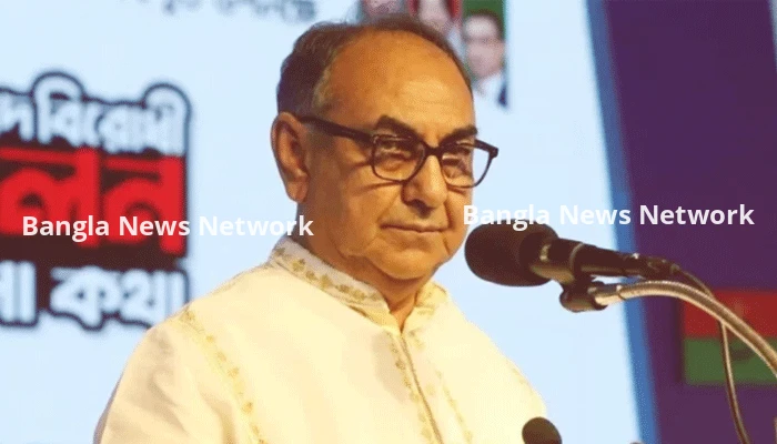 তোমাদের বাপ-মায়ের বিয়ের আগে থেকে রাজনীতি করি: মির্জা আব্বাস