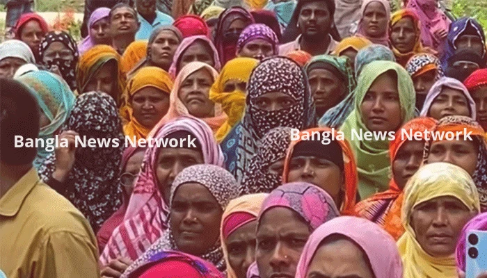 চাঁপাইনবাবগঞ্জে দুস্থদের ১০ কোটি টাকা হাতিয়ে নেওয়ার অভিযোগ