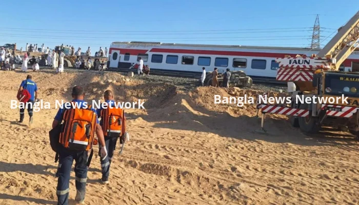 মিসরে ভয়াবহ ট্রেন দুর্ঘটনায় নিহত ৩, আহত শতাধিক
