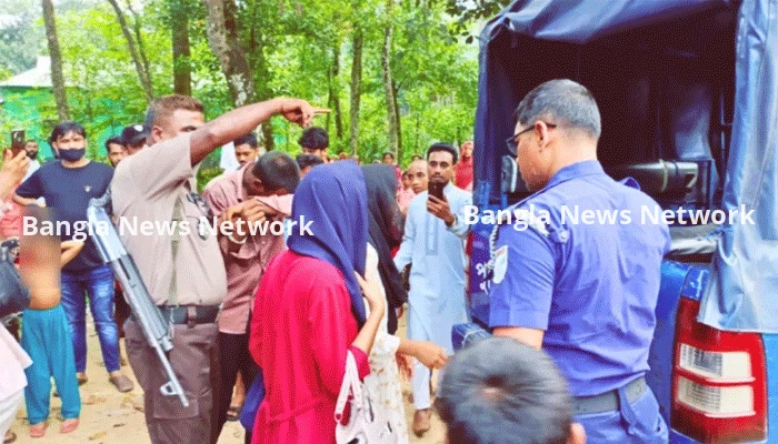 শ্রীপুরে প্রেমের ফাঁদে ফেলে আপত্তিকর ভিডিও ধারণ, গণধোলাইয়ের পর পুলিশে সোপর্দ ৪