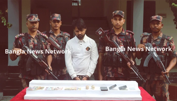 প্রায় দুই কোটি টাকার স্বর্ণসহ ভারতীয় নাগরিক আটক