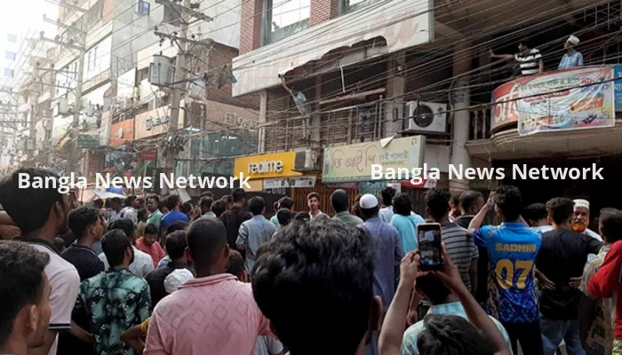 ইসরায়েলি পণ্য বর্জনের দাবিতে গাজীপুরে গার্মেন্টস-ব্যবসা প্রতিষ্ঠানে হামলা
