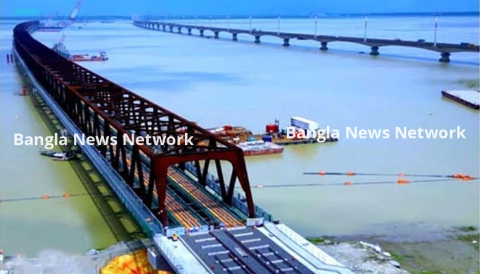 যমুনা রেলসেতুতে ৮০ কিলোমিটার গতিতে চললো ট্রেন
