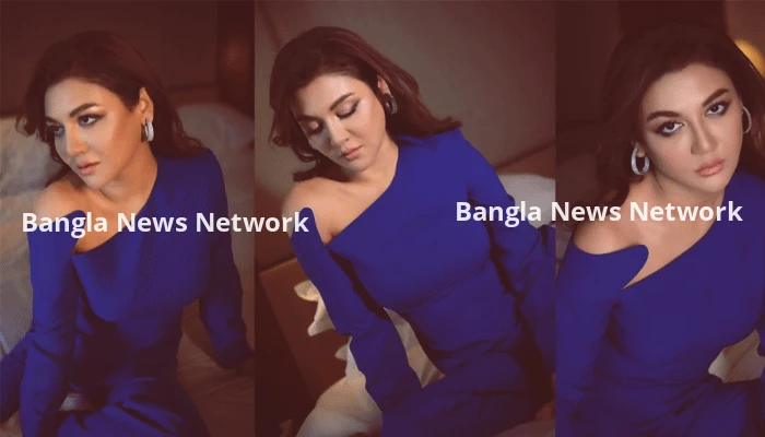 গাঢ় নীল পোশাকে মুগ্ধতা ছড়াচ্ছেন জয়া আহসান
