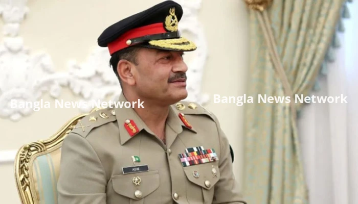 গ্রেফতার-বিচার থেকে পাকিস্তানের সেনাপ্রধানকে আজীবন দায়মুক্তি