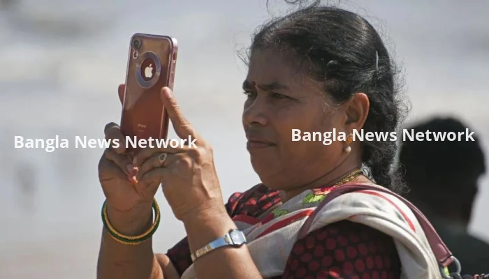 ভারতে নতুন স্মার্টফোনে বাধ্যতামূলকভাবে সরকারি সাইবার সেফটি অ্যাপ যুক্তের নির্দেশ