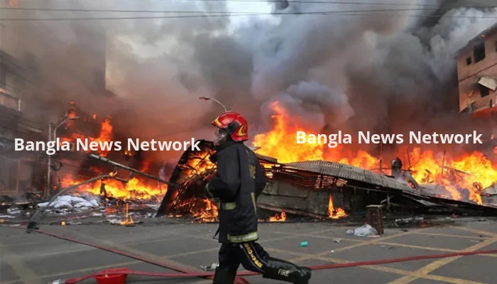 মানিকগঞ্জে একদিনে পৃথক দুই অগ্নিকাণ্ড